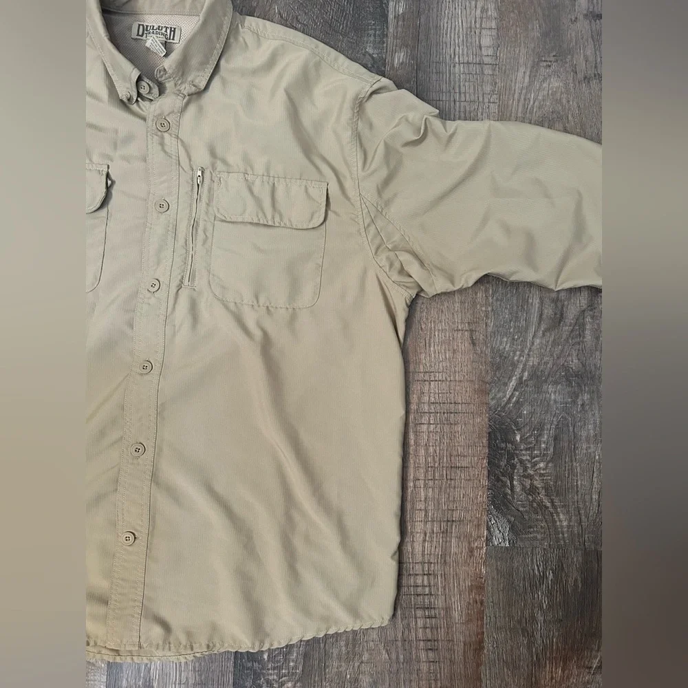 Duluth Trading Shirt Mens XL Tan Dry On The Fly Hybrid Hiking Snap